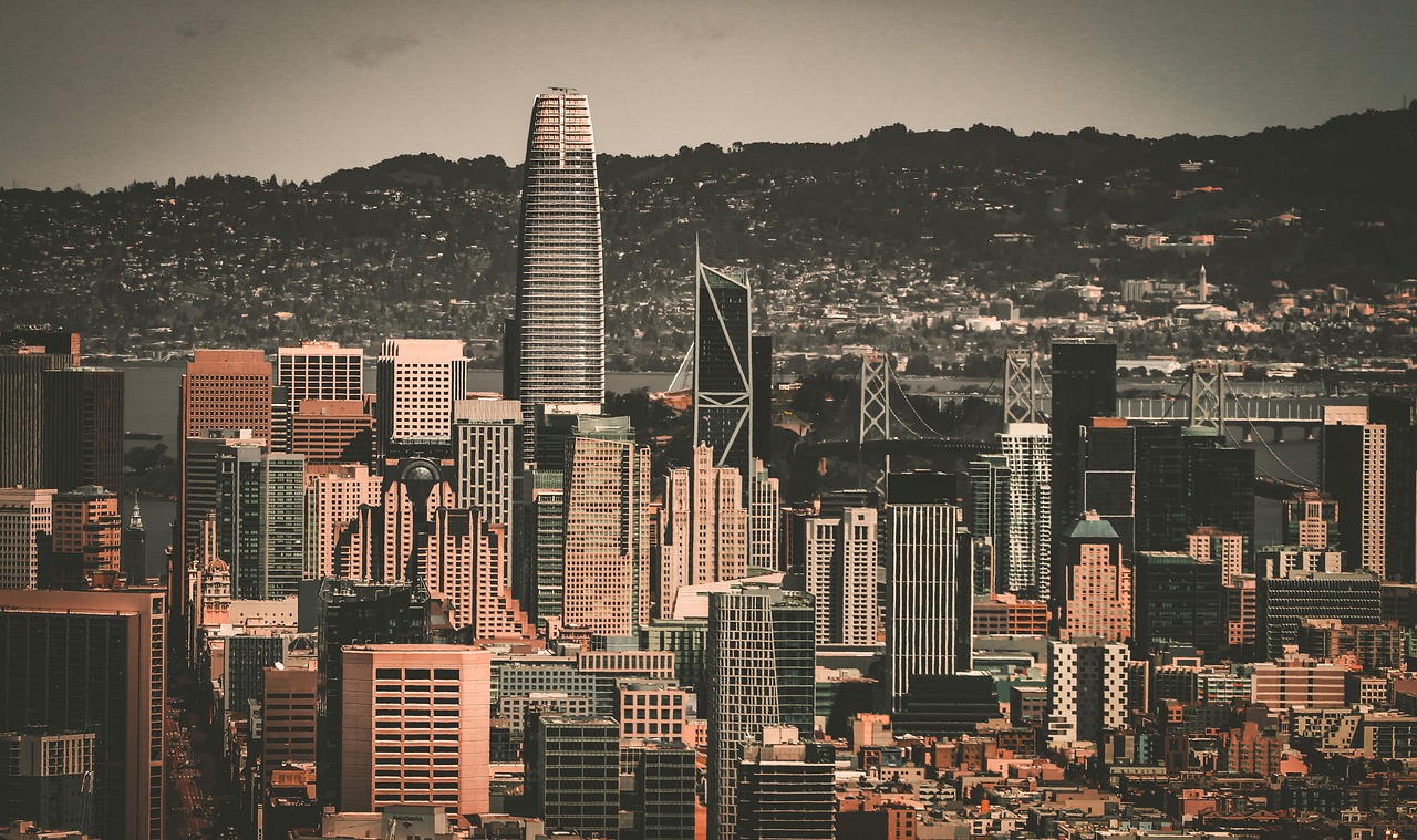 他的加盟或 他的加盟或